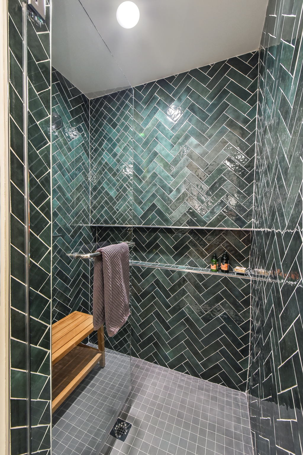 Bathroom 5 - French Neoclassic Bathroom 5