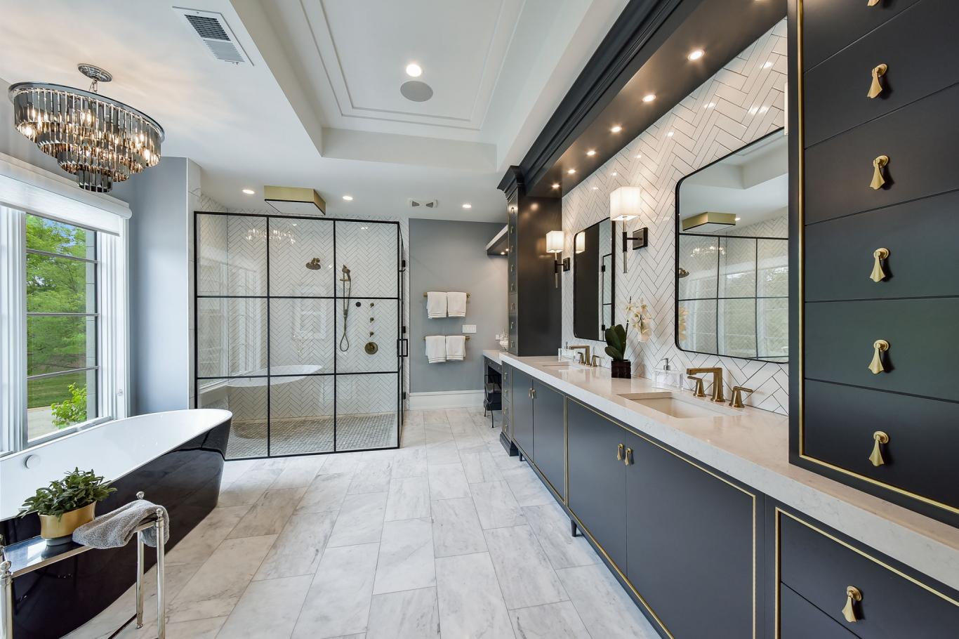 Custom Luxury Homes By Charleston Building - Master Suite Bathroom 1 - 