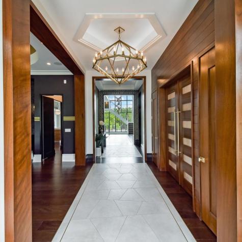 Custom Luxury Homes By Charleston Building - Foyer

